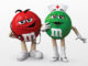 Le M&M rouge et la M&M vert